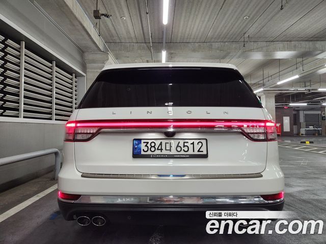 Lincoln Aviator 2-го поколения 3.0 Reserve AWD - фото 3