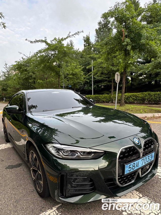 BMW i4 eDrive40 M Sports - фото 0