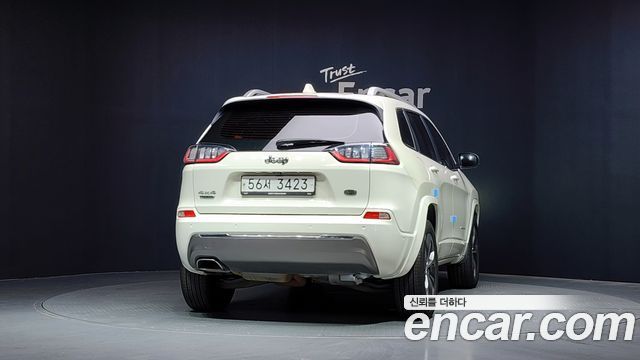 Jeep Cherokee KL 2.2 Diesel Overland 4WD - фото 3