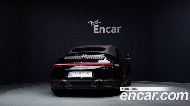 Porsche 911 Carrera GTS Cabriolet - фото 3