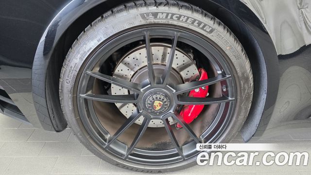 Porsche 911 Carrera GTS Cabriolet - фото 4