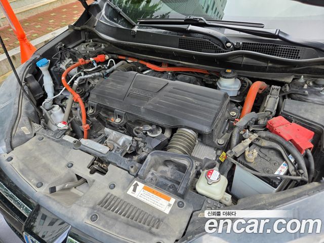 Honda CR-V 5-го поколения 2.0 Hybrid Touring 4WD - фото 4