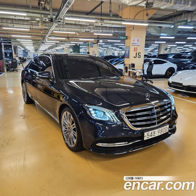 Mercedes-Benz S-Class W222 S560L 4MATIC - фото 1