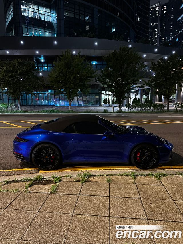 Porsche 911 Carrera 4S Cabriolet - фото 2