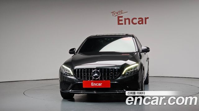 Mercedes-Benz C-Class W205 C220 d 4MATIC - фото 1