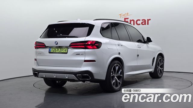BMW X5 G05 xDrive 40i M Sport - фото 1