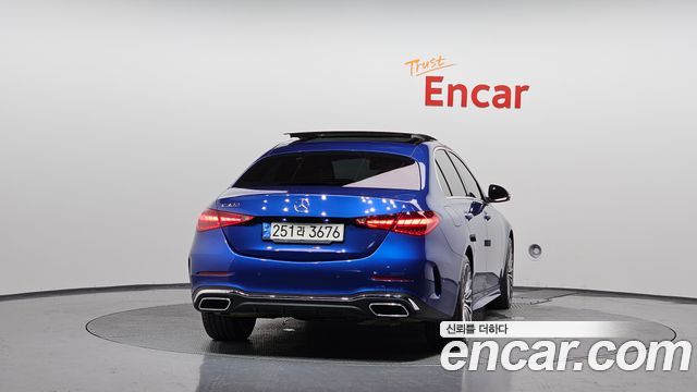 Mercedes-Benz C-Class W206 C300 AMG Line - фото 3