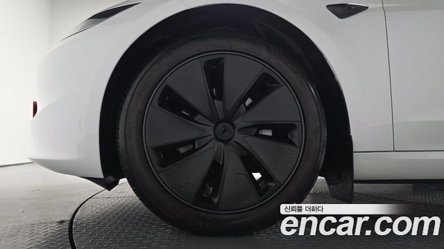 Tesla Model 3 RWD - фото 3