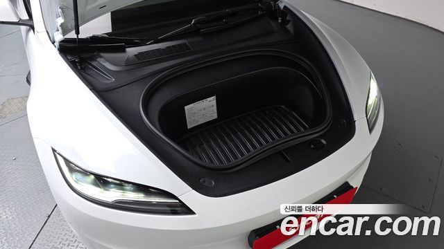Tesla Model 3 RWD - фото 4