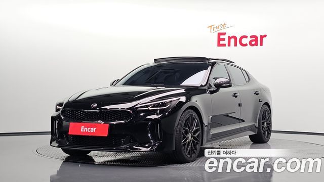 Kia Stinger 2.0 Turbo 2WD Dream Edition - фото 0