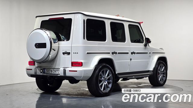 Mercedes-Benz G-Class AMG G63 - фото 1