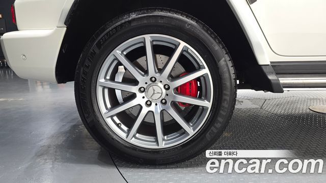 Mercedes-Benz G-Class AMG G63 - фото 4