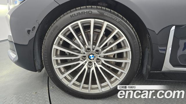 BMW 7 Series G11 730Ld xDrive Design Pure Excellence - фото 4