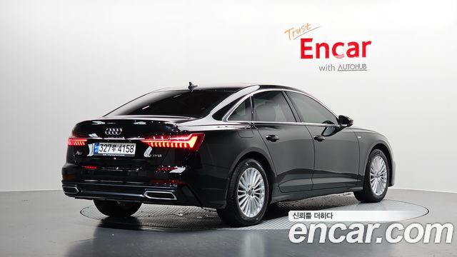 Audi A6 C8 45 TFSI Premium - фото 1