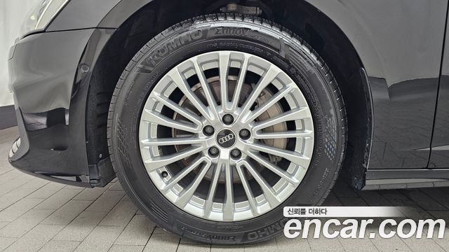 Audi A6 C8 45 TFSI Premium - фото 4