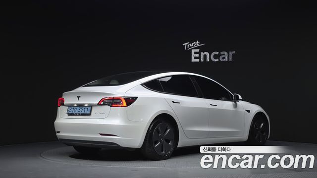 Tesla Model 3 Long Range AWD - фото 1