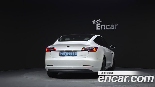 Tesla Model 3 Long Range AWD - фото 3