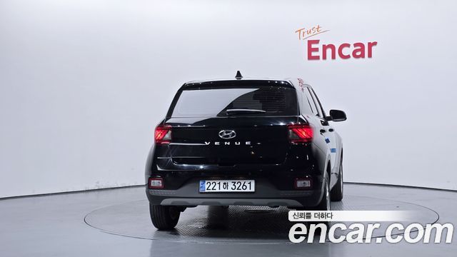 Hyundai Venue 1,6 Premium - фото 3
