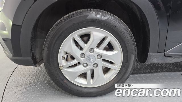 Hyundai Venue 1,6 Premium - фото 4