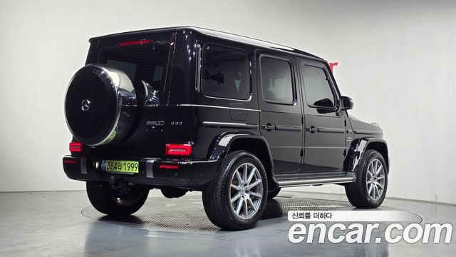 Mercedes-Benz G-Class AMG G63 - фото 1