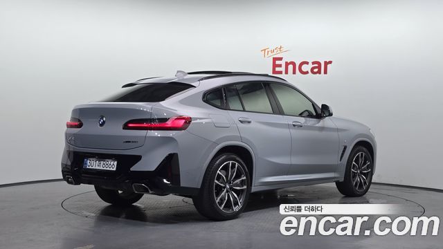 BMW X4 G02 xDrive20i M Sport - фото 1