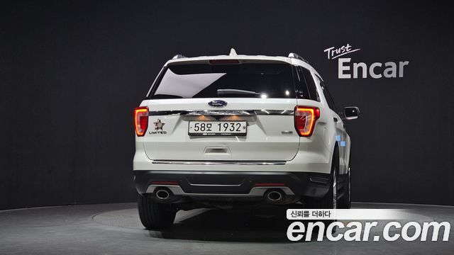 Ford Explorer 2.3 Limited 4WD 5th - фото 3