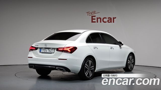 Mercedes-Benz A-Class W177 A220 Sedan - фото 0