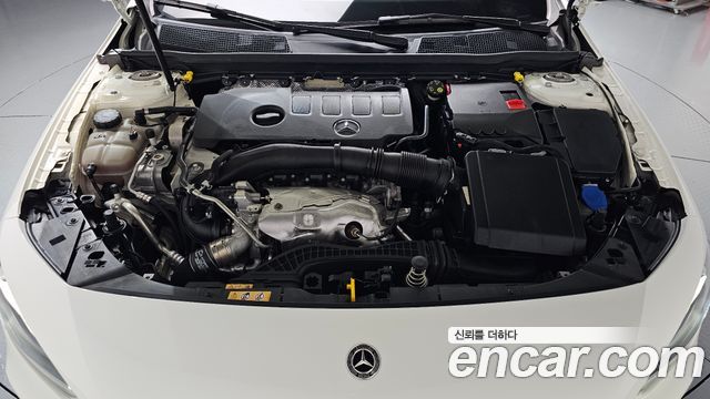 Mercedes-Benz A-Class W177 A220 Sedan - фото 4