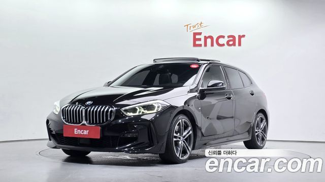 BMW 1 Series F40 120i M Sports - фото 0