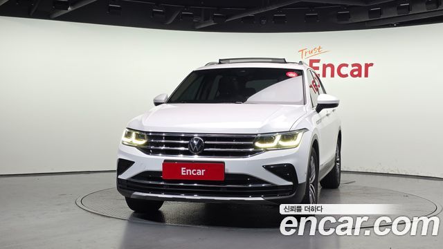 Volkswagen Tiguan 2-го поколения 2.0 TDI Prestige - фото 2