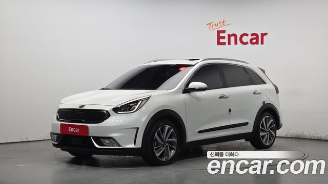 Kia Niro Noblesse - фото 0