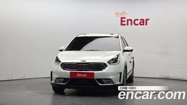 Kia Niro Noblesse - фото 2