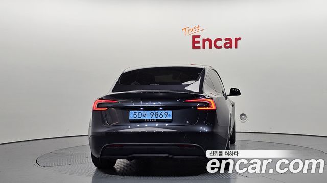 Tesla Model 3 RWD - фото 2