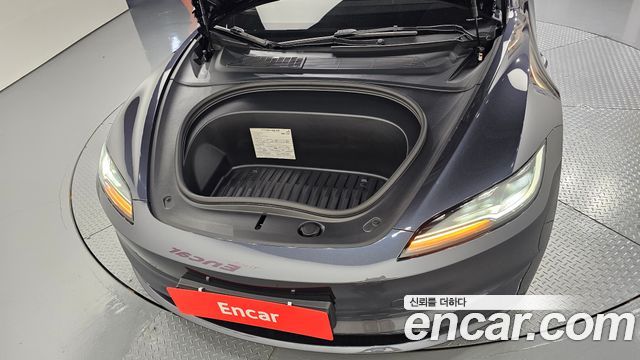 Tesla Model 3 RWD - фото 4