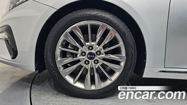 Kia K5 Новый 2-го поколения 2.0 Noblesse - фото 3