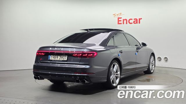 Audi S8 D5 4.0 TFSI Quattro LWB - фото 1