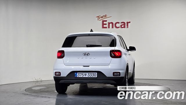 Hyundai Venue 1,6 Premium - фото 2