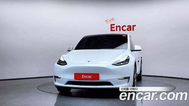Tesla Model Y Long Range AWD - фото 2