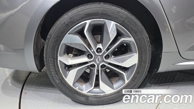Renault Samsung SM6 2.0 LPe LE - фото 4
