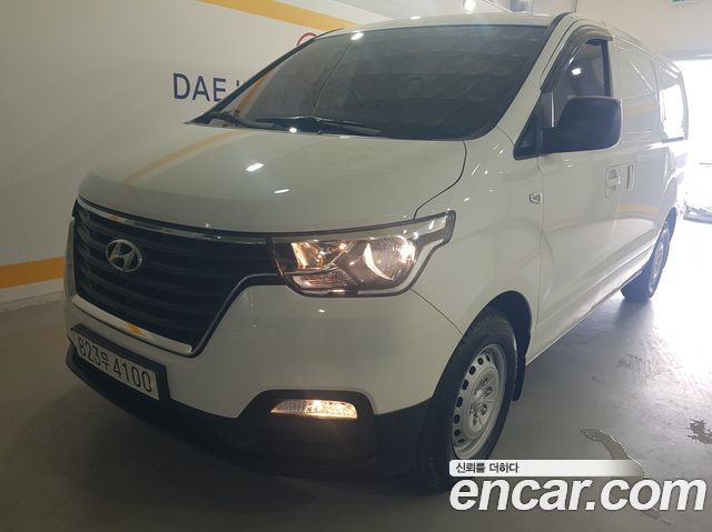 Hyundai Starex Новый Van 3-Seater Style - фото 0