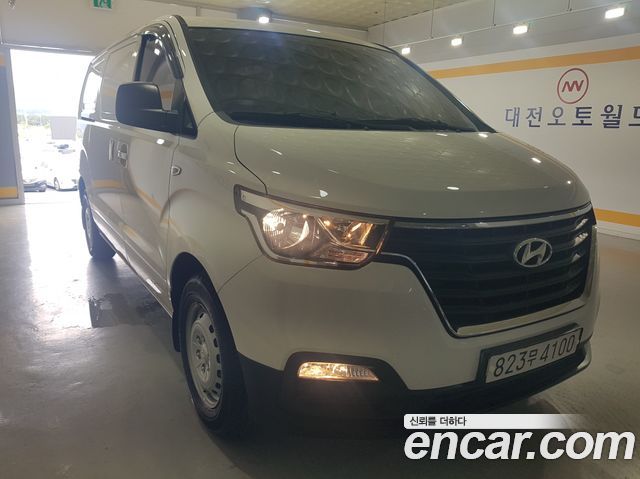 Hyundai Starex Новый Van 3-Seater Style - фото 2