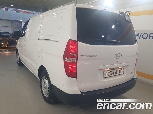 Hyundai Starex Новый Van 3-Seater Style - фото 4