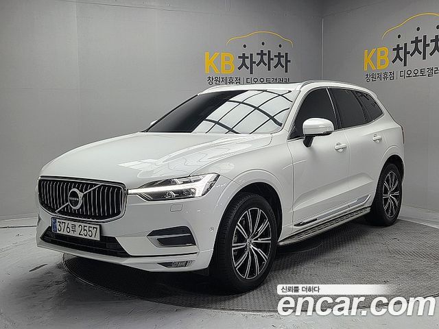 Volvo XC60 2-го поколения B5 Inscription - фото 0
