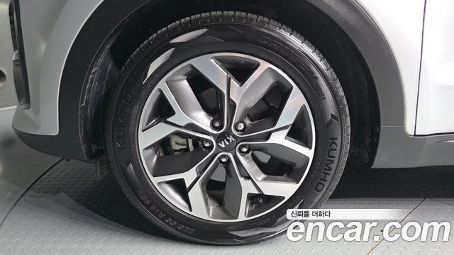 Kia Sportage The Bold Diesel 2.0 2WD Prestige - фото 4
