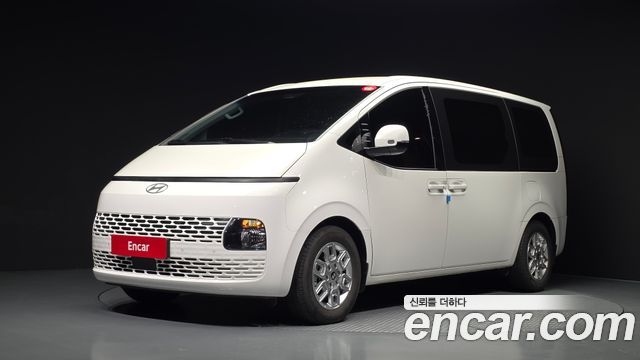 Hyundai Staria Tourer 9-Seater Modern - фото 0