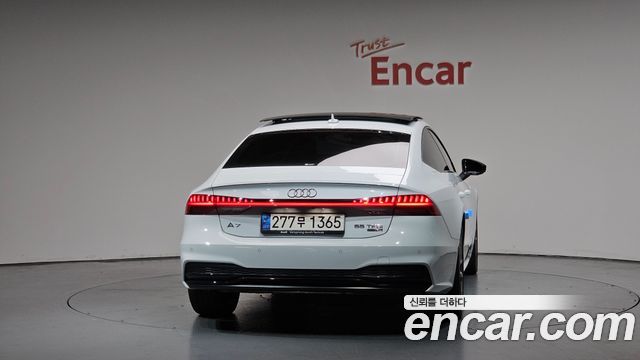 Audi A7 55 TFSI Quattro Premium - фото 2