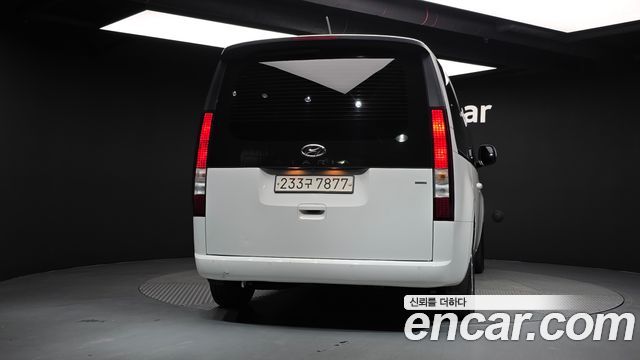 Hyundai Staria 4WD Tourer 9-Seater Modern - фото 3