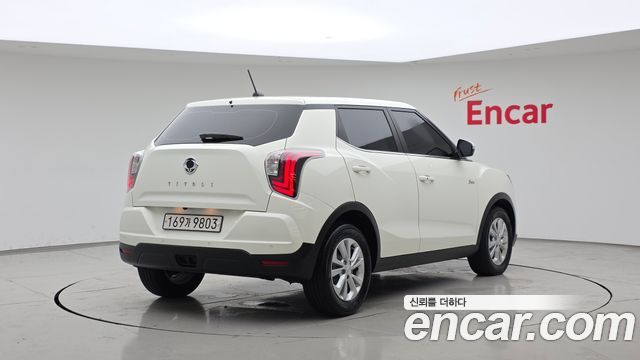 SsangYong Tivoli Gasoline 1.5 2WD V1 - фото 1