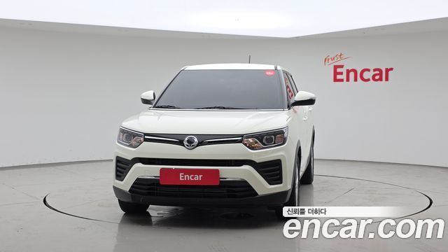SsangYong Tivoli Gasoline 1.5 2WD V1 - фото 2