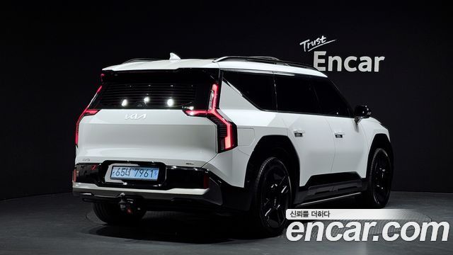 Kia EV9 Long Range 4WD GT Line - фото 0